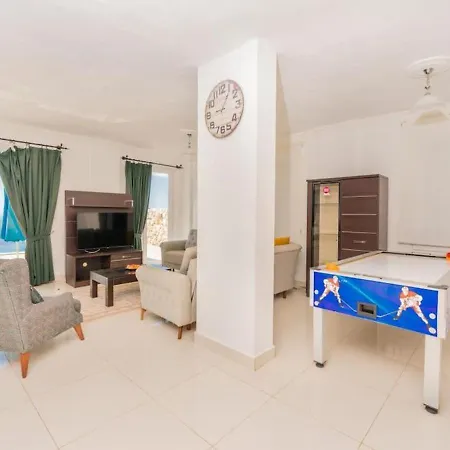 Sea View For 8 People In Antalya, - Awz 192